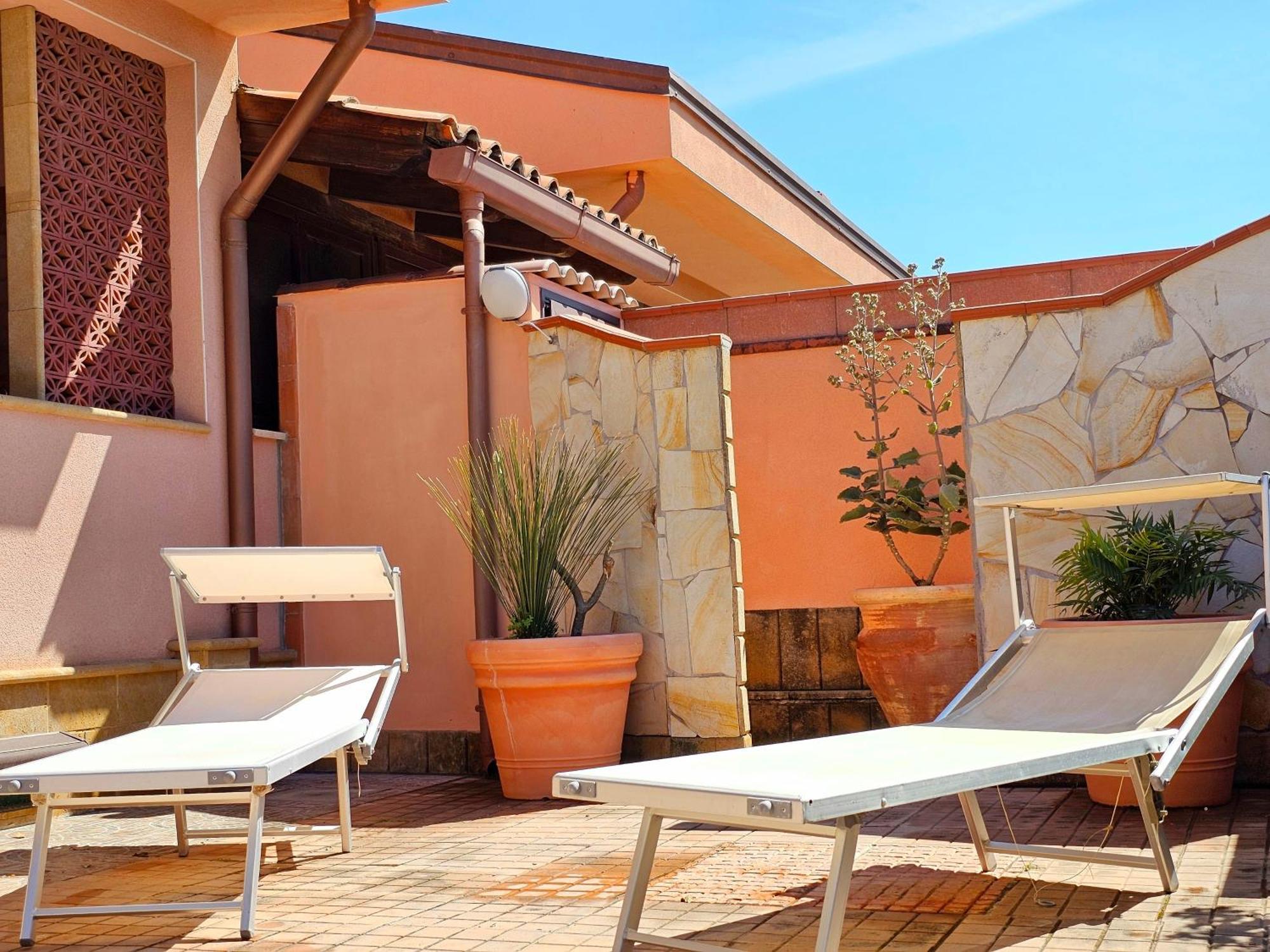 Costa Mediterranea Holiday Homes Campofelice Di Roccella Luaran gambar