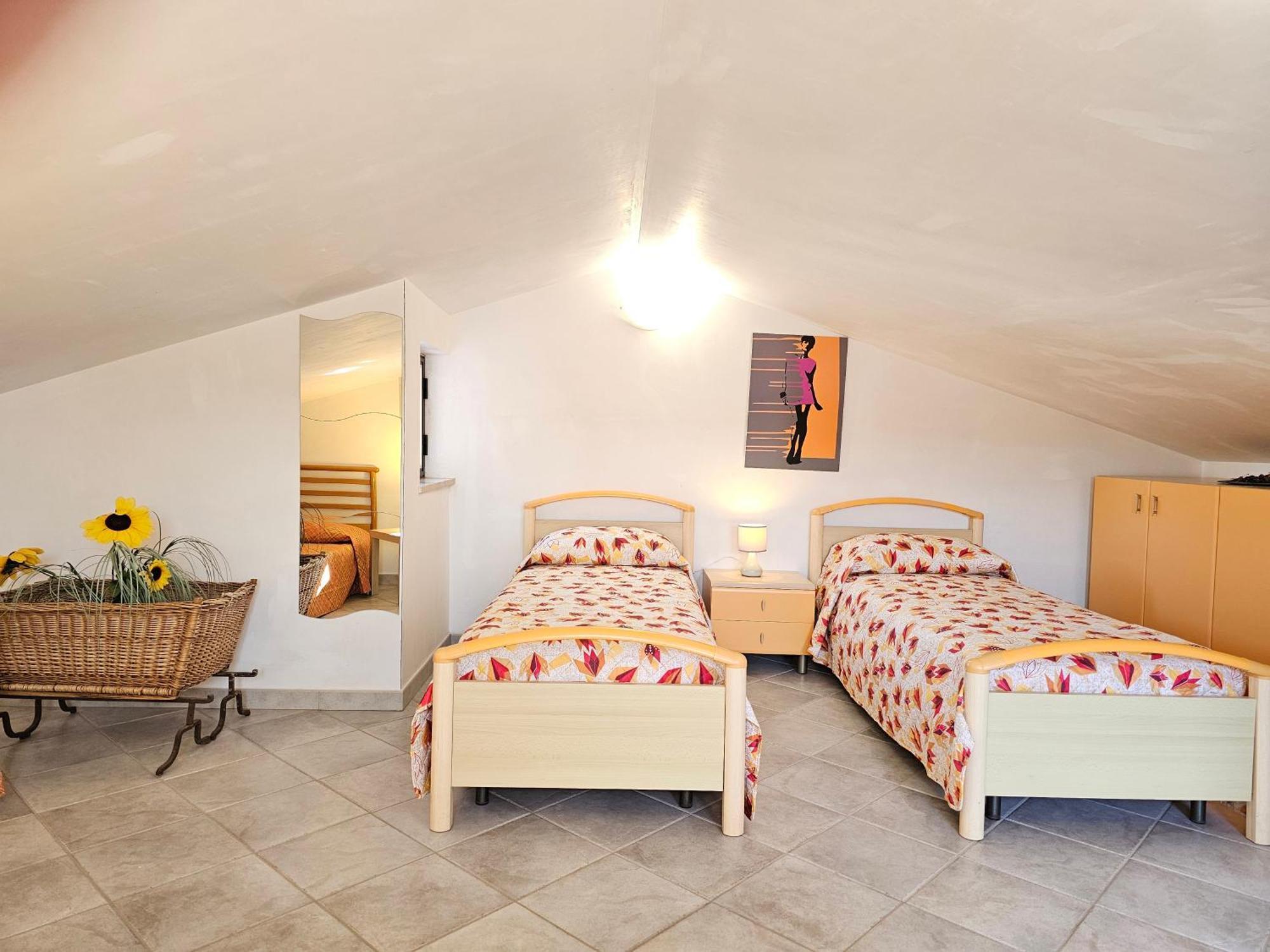 Costa Mediterranea Holiday Homes Campofelice Di Roccella Bilik gambar