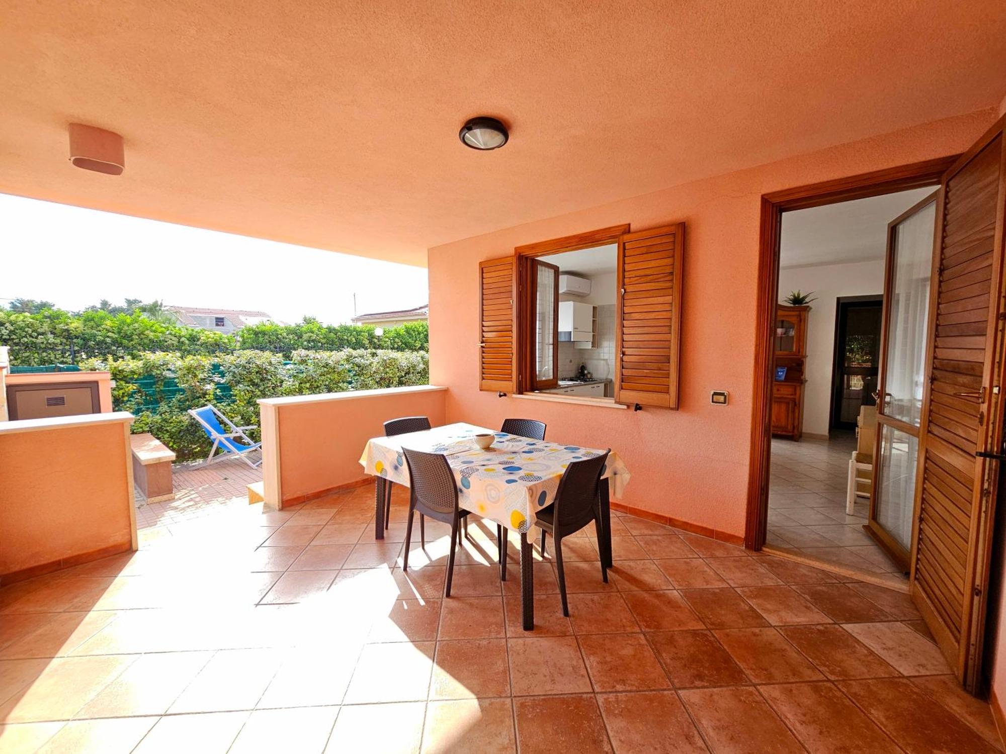 Costa Mediterranea Holiday Homes Campofelice Di Roccella Luaran gambar