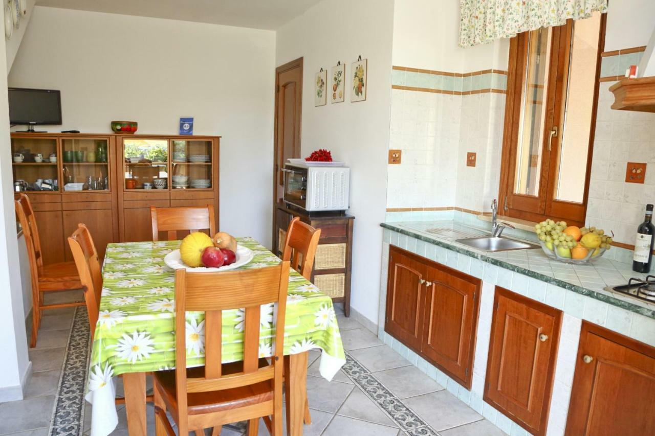 Costa Mediterranea Holiday Homes Campofelice Di Roccella Luaran gambar