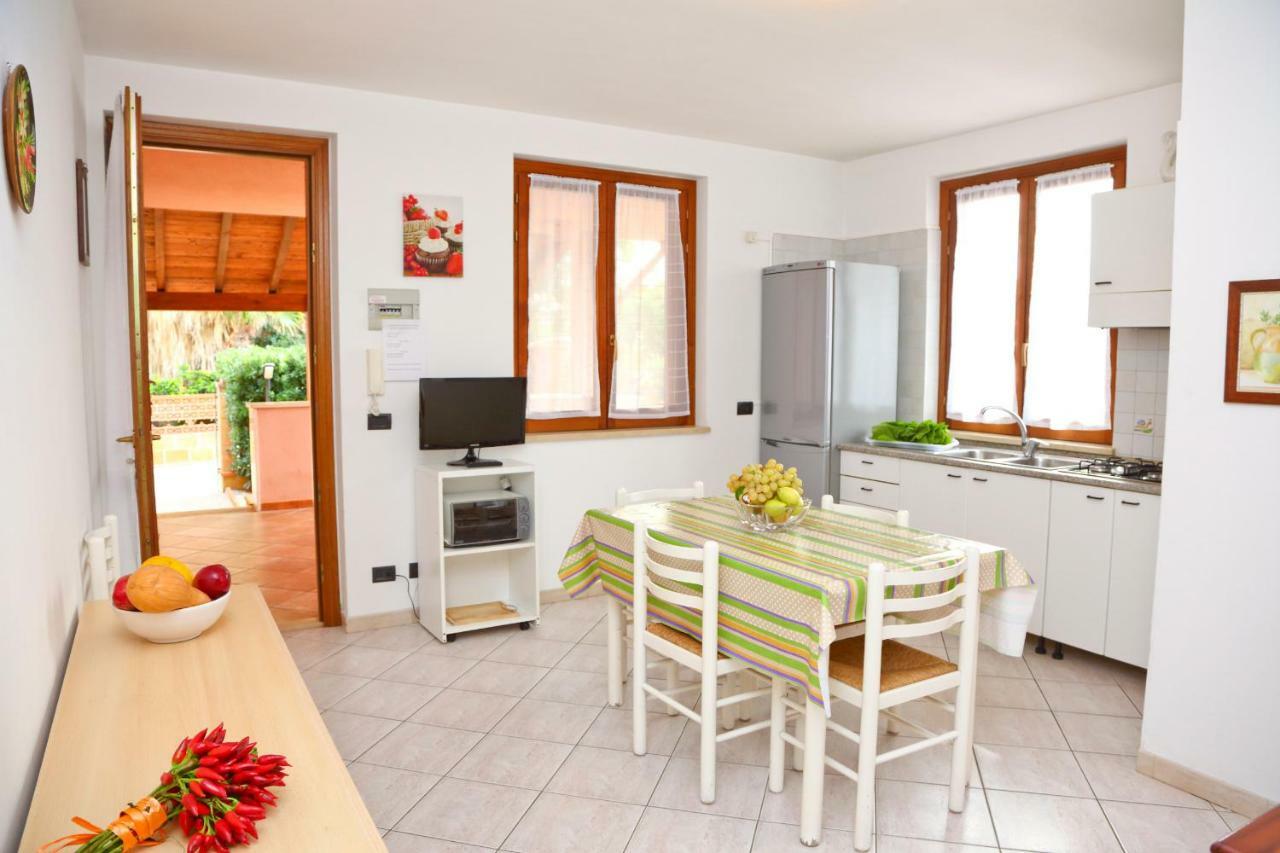 Costa Mediterranea Holiday Homes Campofelice Di Roccella Luaran gambar