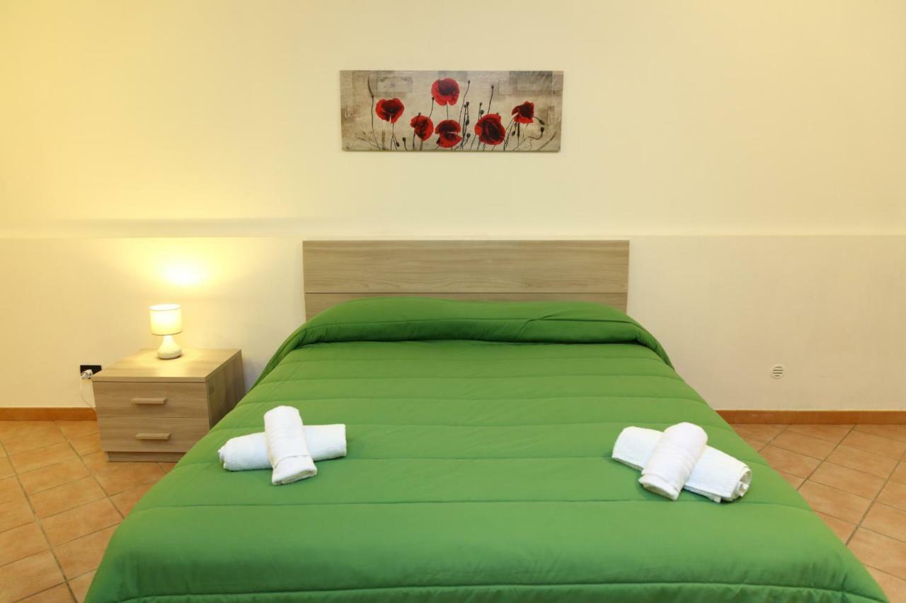 Costa Mediterranea Holiday Homes Campofelice Di Roccella Luaran gambar