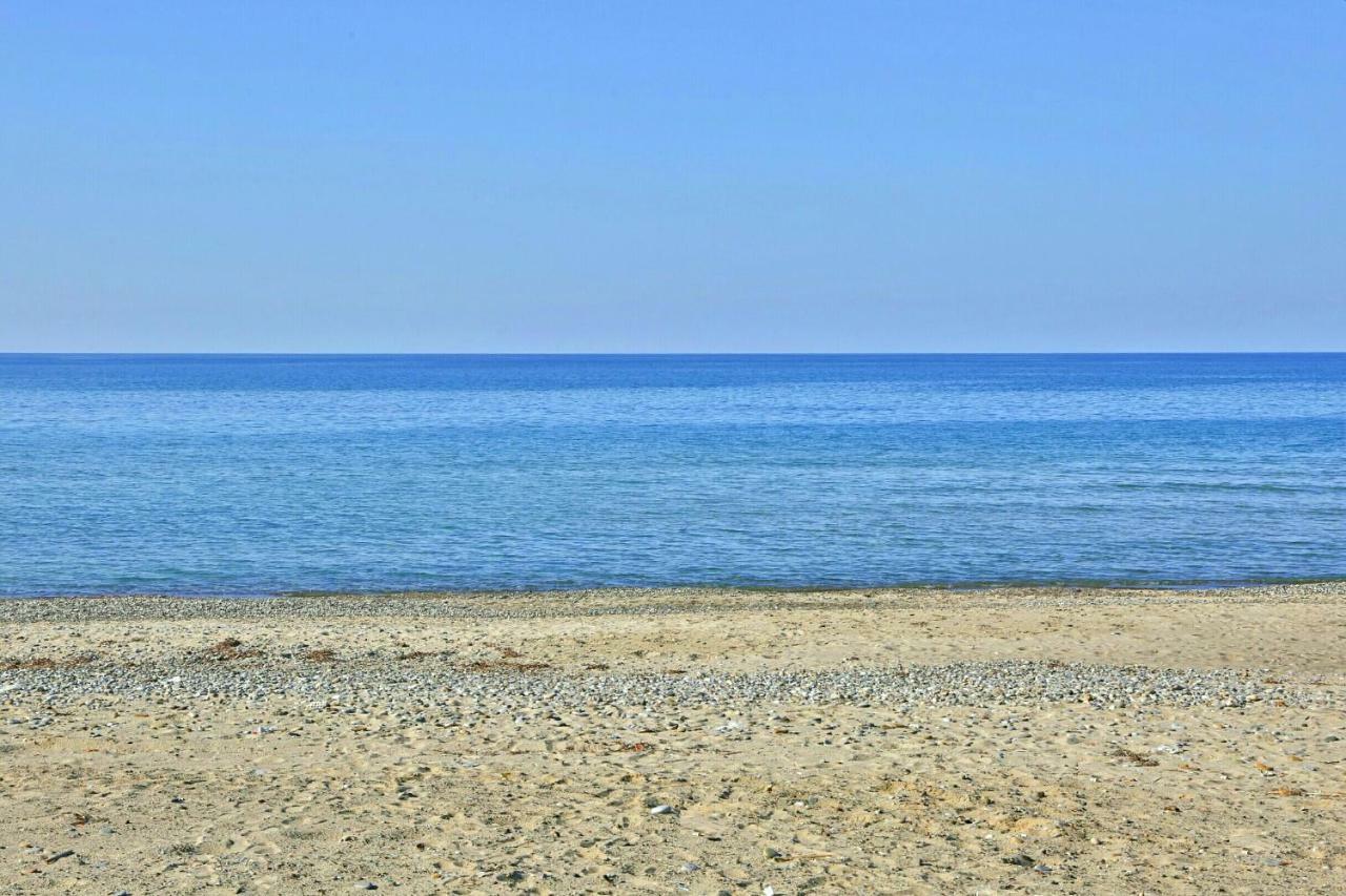 Costa Mediterranea Holiday Homes Campofelice Di Roccella Luaran gambar